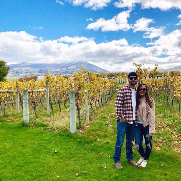 Meet your Posher, Ariana - Picture 1 of 1